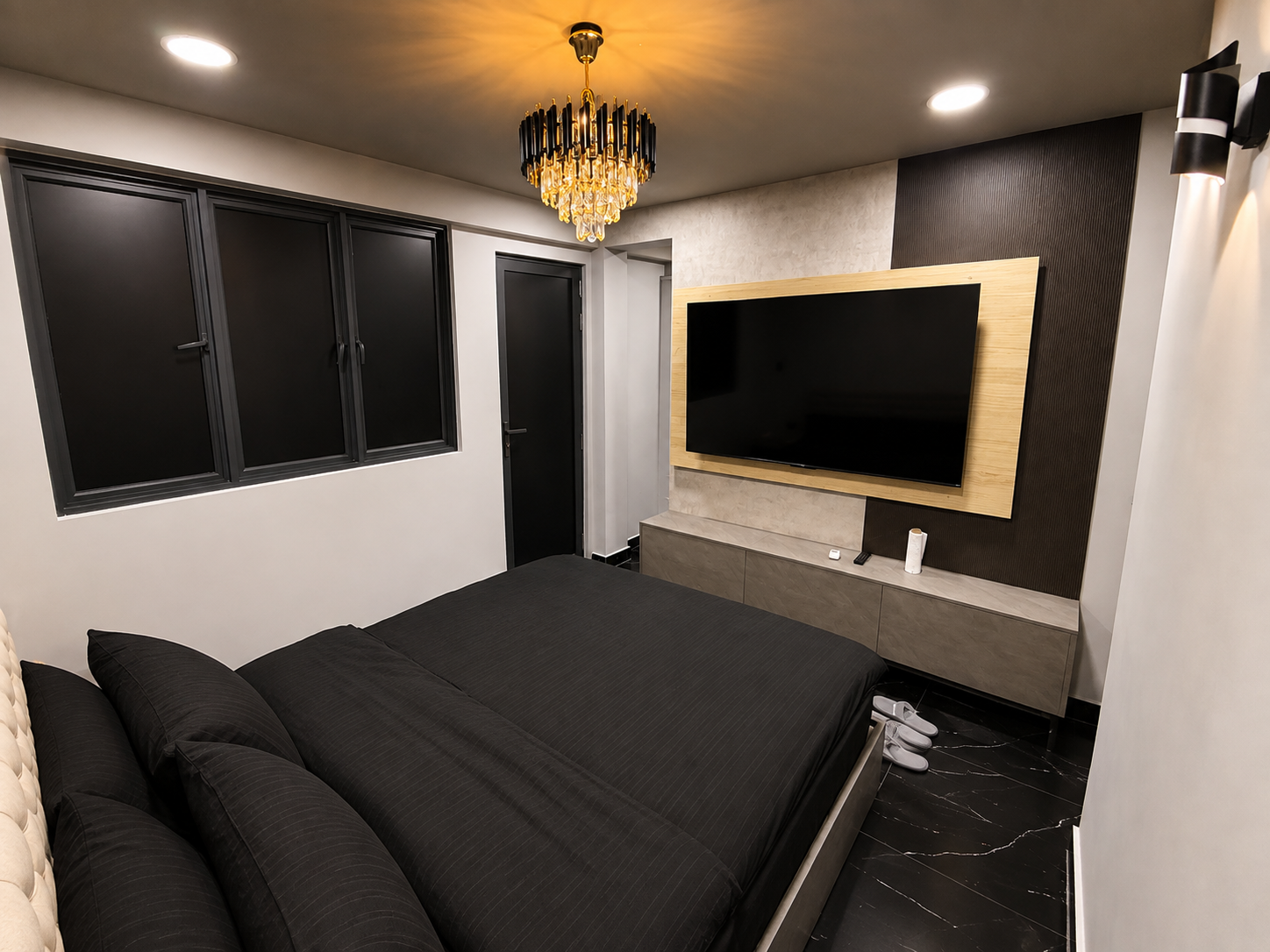 Elite Executive 1-BR Apartment + Private Balcony photo 17