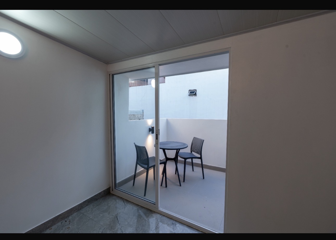 Luna @ Peak Residence photo 11